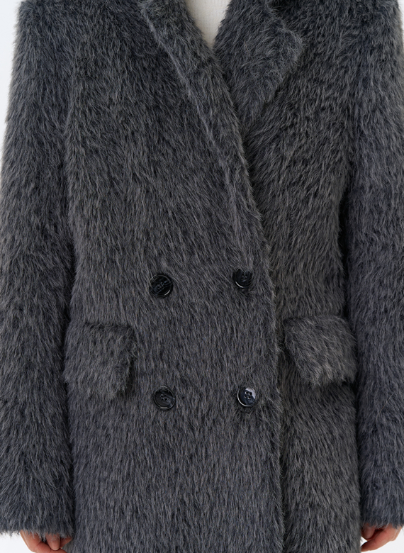 Женское утепленное пальто с английским воротником