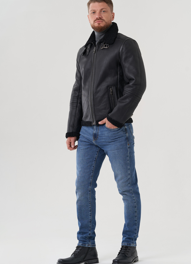 Мужская дубленка черного цвета  модель № 81633 меха малина