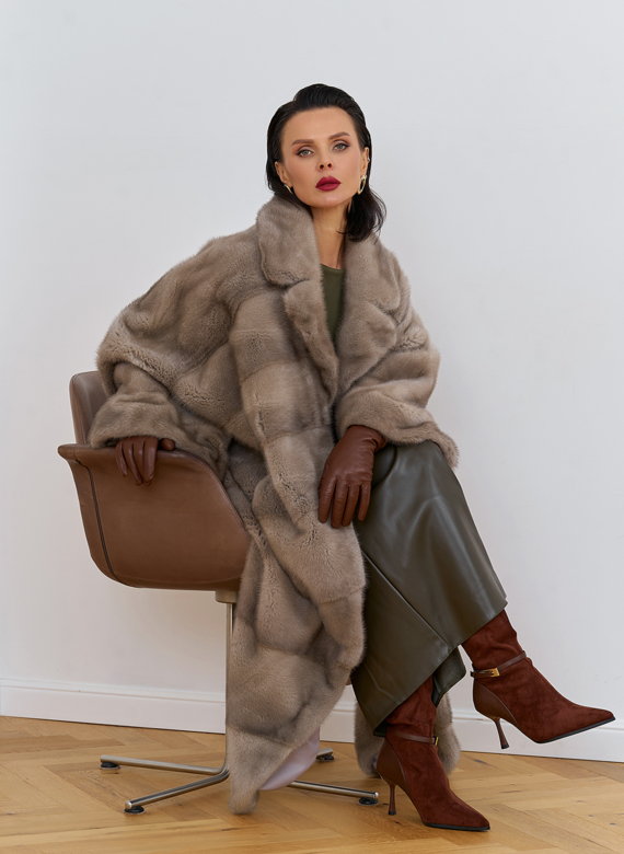 Норковая шуба оверсайз с английским воротником