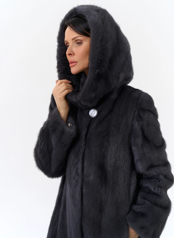 Норковая шуба годе/балетка в роспуск с капюшоном цвета графит