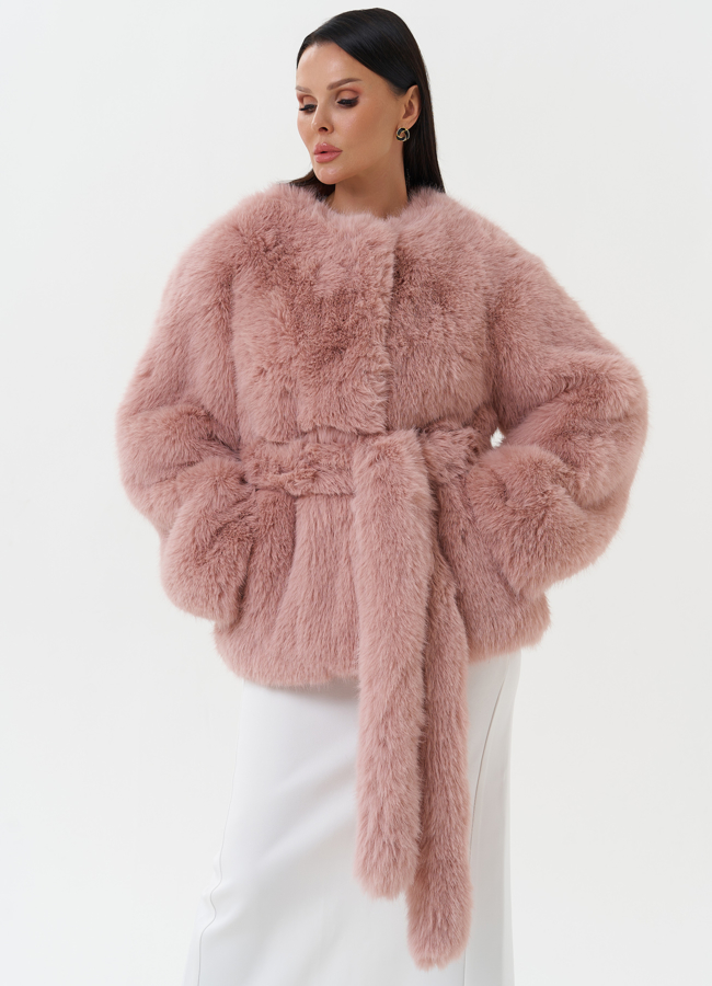 Шуба из эко песца в нежно-розовом цвете модель № 31264 универмаг малина