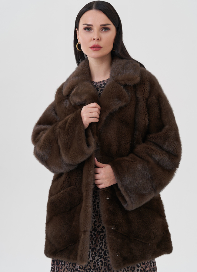 Шуба из норки с английским воротником  модель № 30690 меха малина