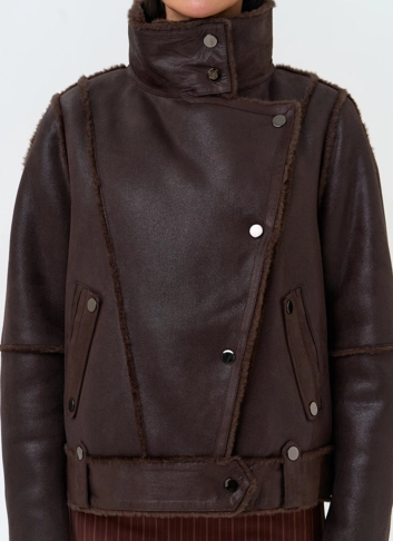 Женская дубленка из эко замши фото