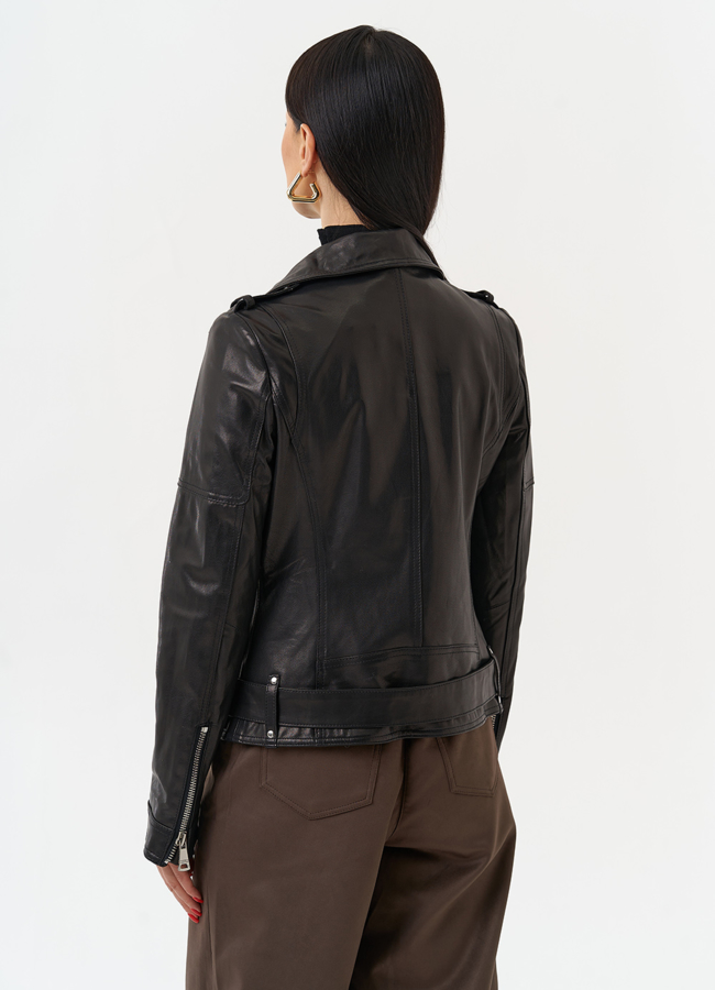 фото Женская куртка - косуха черного цвета  модель № 19903