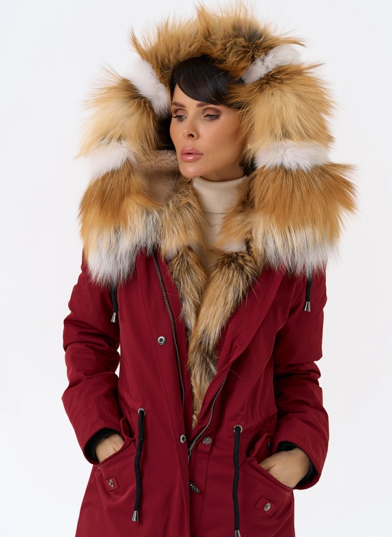 Женская парка с капюшоном из меха рыжей лисы фото