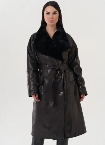 Пальто женское из натуральной кожи с отделкой из кролика 