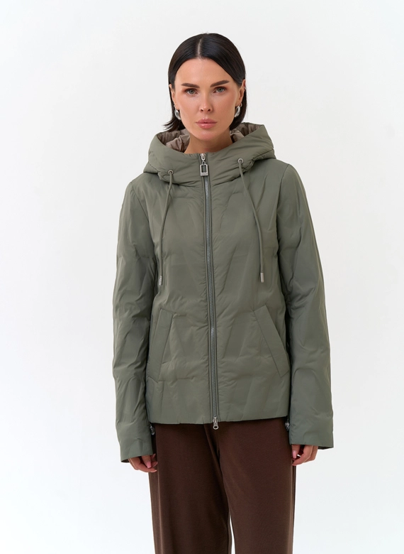 Женская куртка с капюшоном