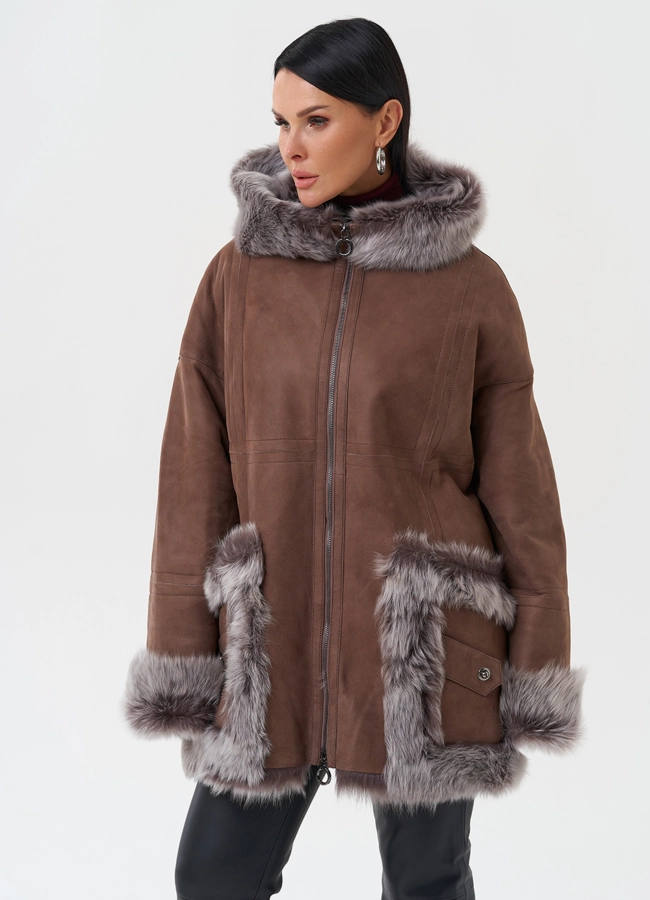 Натуральная дубленка с капюшоном модель № 28700 в рассрочку