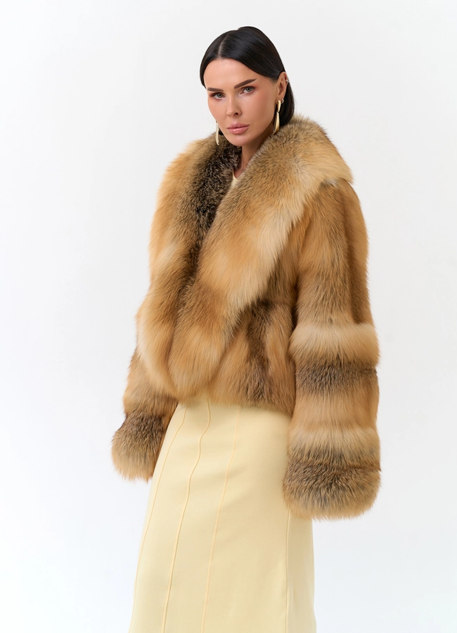 Укороченная шуба из меха рыжей лисы модель № 33763 универмаг малина