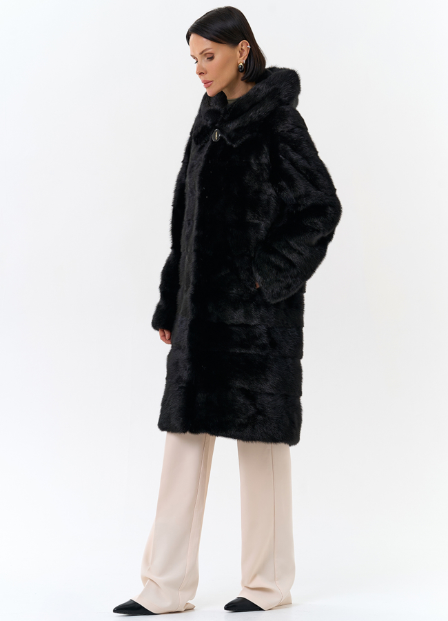 Шуба из норки модель № 24728 в рассрочку